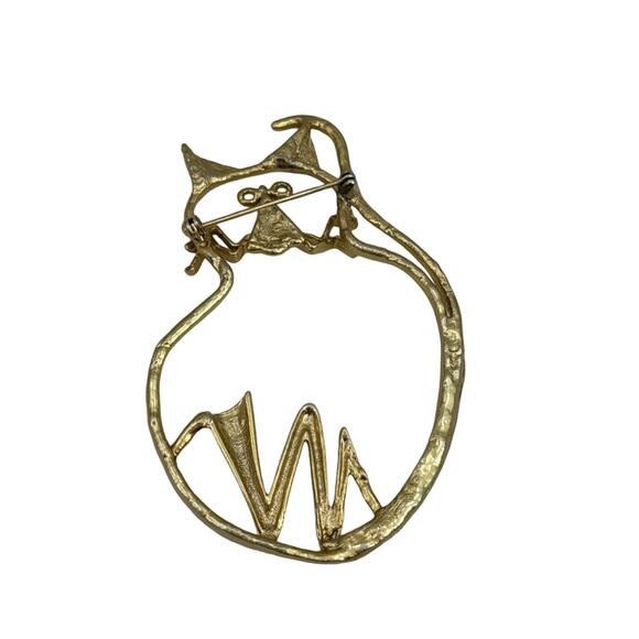 Abstract gold cat brooch - Picture 2 of 3